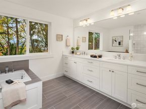 22212 98th Avenue W, Edmonds WA 98020