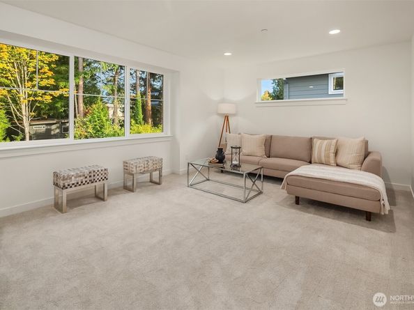 22212 98th Avenue W, Edmonds WA 98020