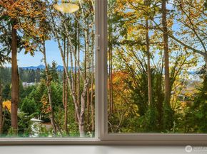 22212 98th Avenue W, Edmonds WA 98020