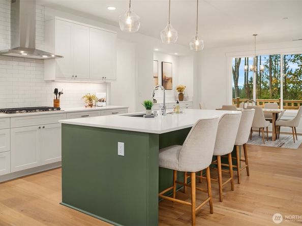 22212 98th Avenue W, Edmonds WA 98020