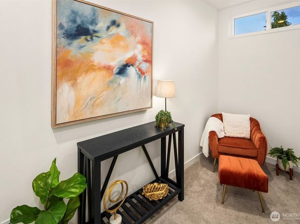 1494 NW 75th Street, Seattle WA 98117