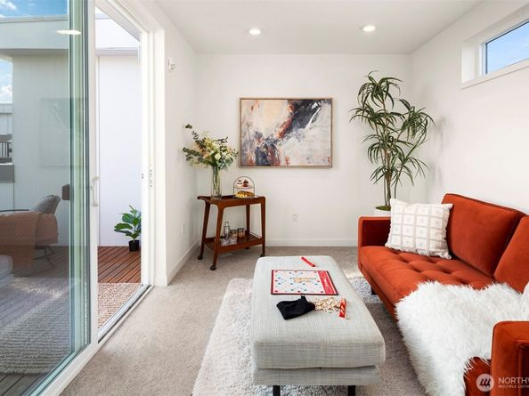 1494 NW 75th Street, Seattle WA 98117