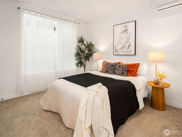 1494 NW 75th Street, Seattle WA 98117