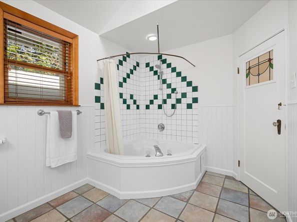 13112 3rd Avenue NW, Seattle WA 98177