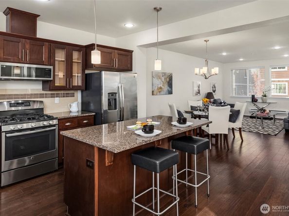 2535 NE Mulberry Walk, Issaquah WA 98029