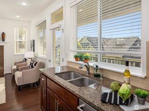 2535 NE Mulberry Walk, Issaquah WA 98029