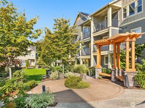 2535 NE Mulberry Walk, Issaquah WA 98029