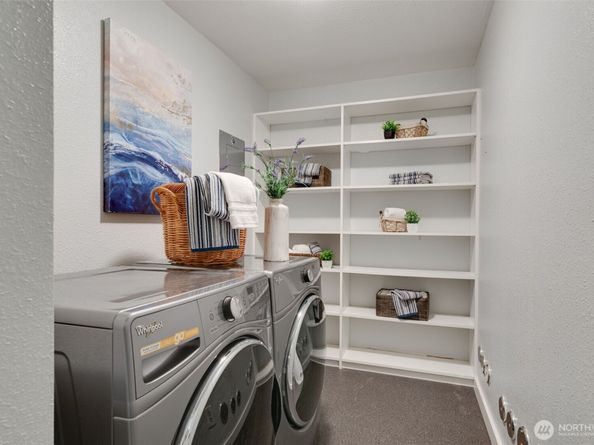 9715 NE Juanita Drive 206B, Kirkland WA 98034