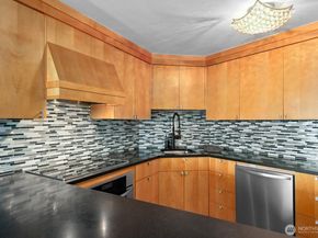 2360 43rd Avenue E 214, Seattle WA 98112