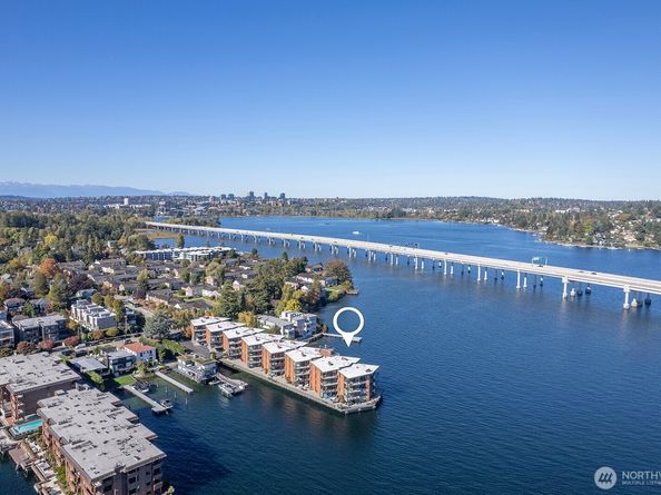 2360 43rd Avenue E 214, Seattle WA 98112