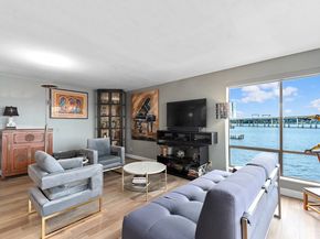 2360 43rd Avenue E 214, Seattle WA 98112