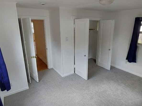 11044 1st Avenue NW, Seattle WA 98177