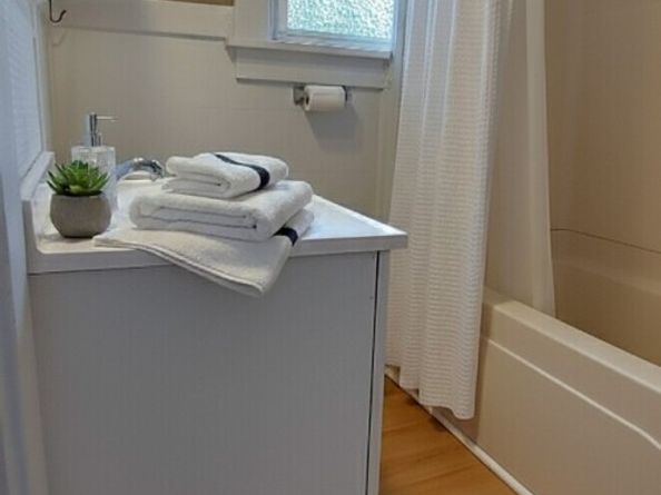 11044 1st Avenue NW, Seattle WA 98177