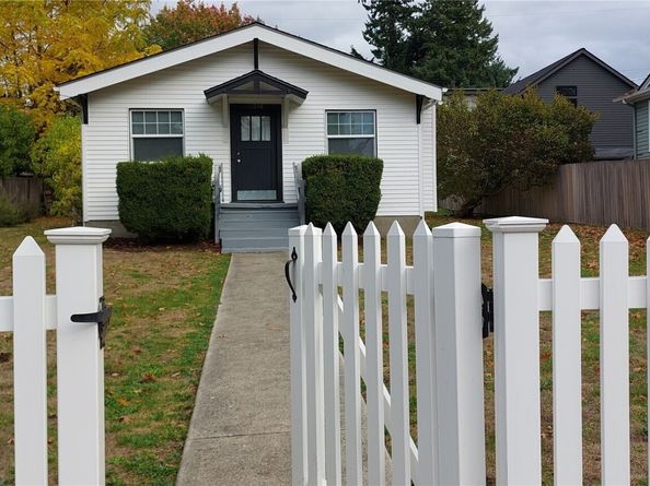 11044 1st Avenue NW, Seattle WA 98177