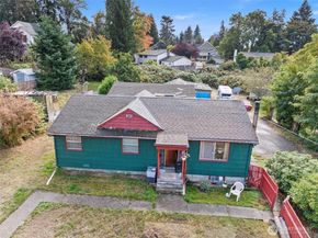 2635 SW 104th Street, Seattle WA 98146