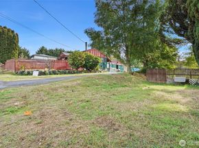 2635 SW 104th Street, Seattle WA 98146