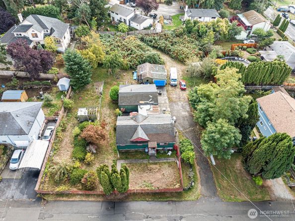2635 SW 104th Street, Seattle WA 98146