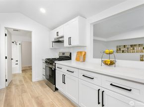3379 SW County Line Road, Port Orchard WA 98367