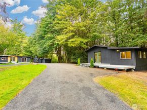 3379 SW County Line Road, Port Orchard WA 98367