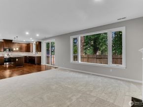 24502 110th Avenue SE, Kent WA 98030