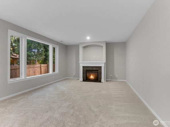 24502 110th Avenue SE, Kent WA 98030