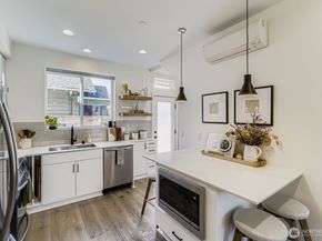 5719 9th Avenue NW, Seattle WA 98107