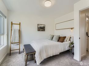 5719 9th Avenue NW, Seattle WA 98107