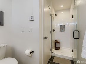 5719 9th Avenue NW, Seattle WA 98107