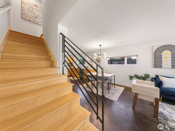 8363 29th Avenue NW, Seattle WA 98117