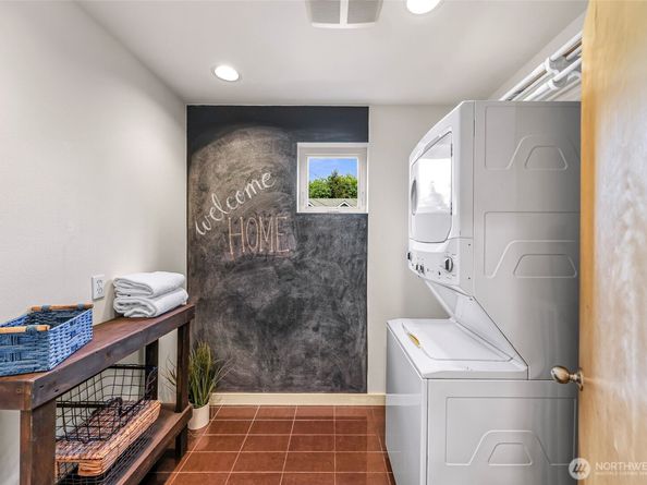 8363 29th Avenue NW, Seattle WA 98117