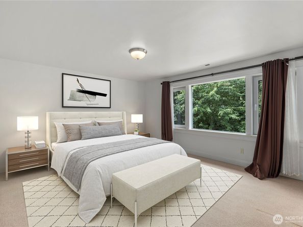 10407 NE 17th Street, Bellevue WA 98004