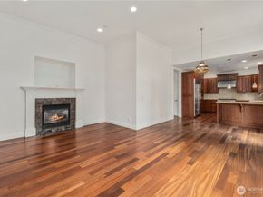 10407 NE 17th Street, Bellevue WA 98004