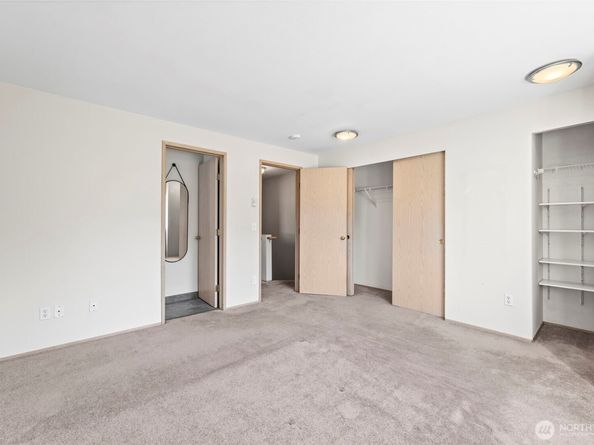 5402 S 237th Place, Kent WA 98032