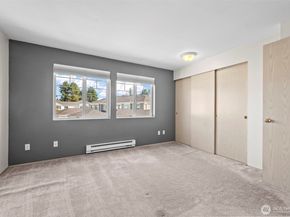 5402 S 237th Place, Kent WA 98032