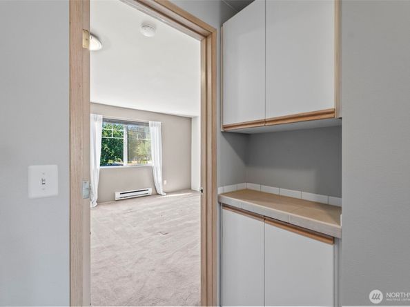5402 S 237th Place, Kent WA 98032