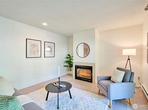 14611 NE 50th Place F2, Bellevue WA 98007