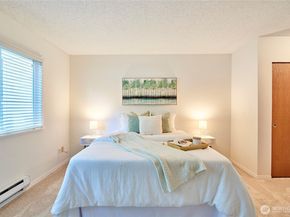 14611 NE 50th Place F2, Bellevue WA 98007
