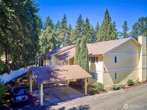 14611 NE 50th Place F2, Bellevue WA 98007