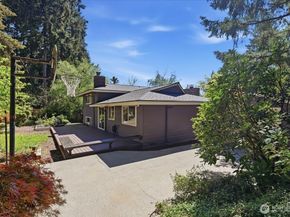3754 NE 194th Street, Lake Forest Park WA 98155
