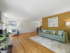 3754 NE 194th Street, Lake Forest Park WA 98155