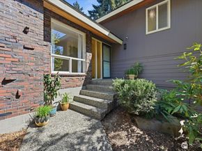 3754 NE 194th Street, Lake Forest Park WA 98155