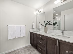 13706 Manor Way C3, Lynnwood WA 98087