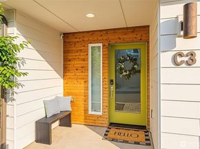 13706 Manor Way C3, Lynnwood WA 98087