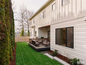 12811 SE 44th Place, Bellevue WA 98006