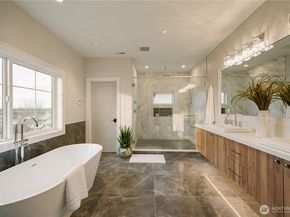 12811 SE 44th Place, Bellevue WA 98006