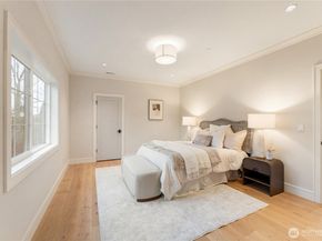 12811 SE 44th Place, Bellevue WA 98006