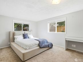7919 194th Place SW, Edmonds WA 98026