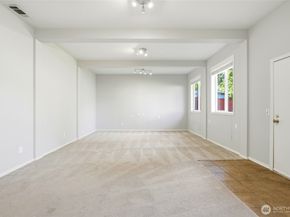 7919 194th Place SW, Edmonds WA 98026