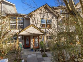 206 24th Avenue E, Seattle WA 98112