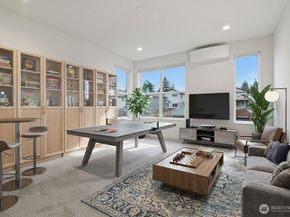 12332 38th Avenue NE, Seattle WA 98125
